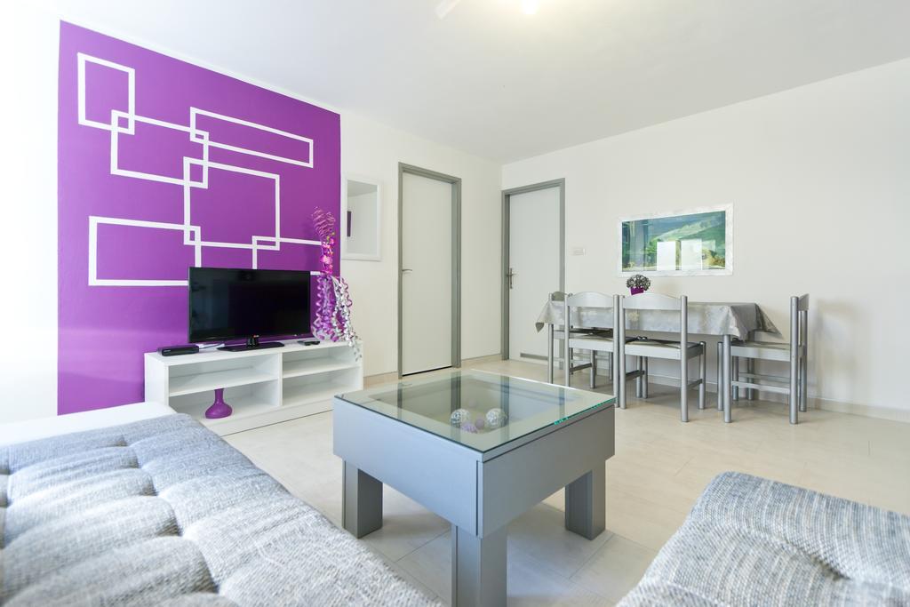 Apartments Mauri Vrsar Bagian luar foto
